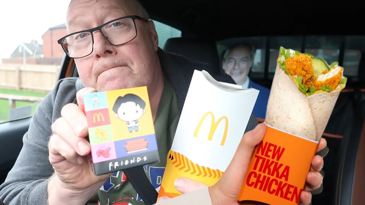 Обзор нового ролла «Чикер Тикка» и фигурки друзей из Макдоналдса.