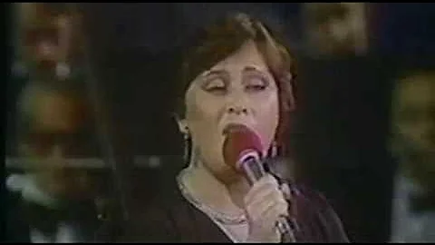 Jeaneth Salgado - "En un Instante"