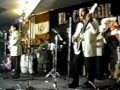 LOS DESTELLOS - en el local " HATUCHAY " - MIAMI - EEUU. - 1995 - canta ENRIQUE DELGADO