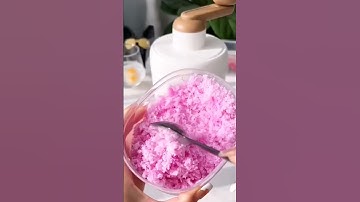 Thumbnail of Bikin Es Serut Aneka Rasa Pakai Alat Yang Di Putar Seperti ini Jadi Mudah Sekali #alatdapur