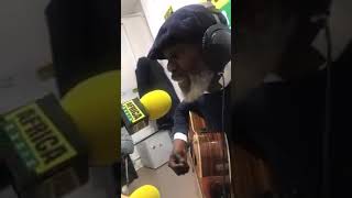 EXCLU SANGO NDEDI ET MANU DIBANGO