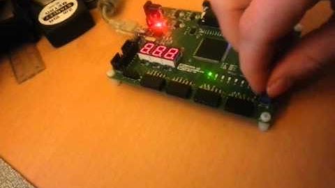 Elbert V2 8 input Nand Gate Demo