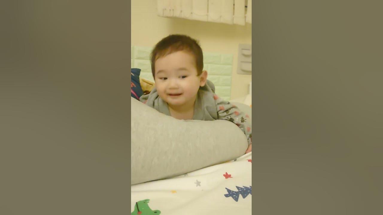 Funny Baby Shaking Head (20200213 7M) YouTube