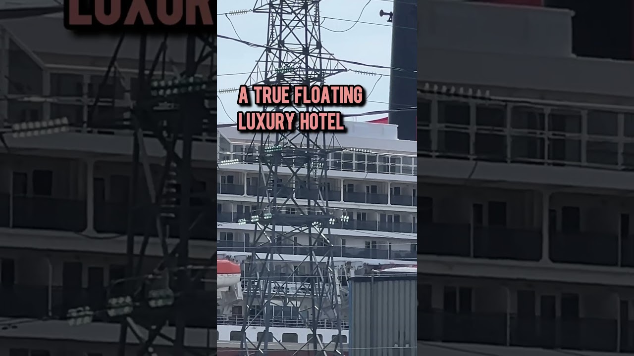 🚢 Did you spot this massive Cunard cruise ship in Halifax two days ago?