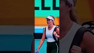 Danielle Collins. salida a pista. Miami Open 2024. QF