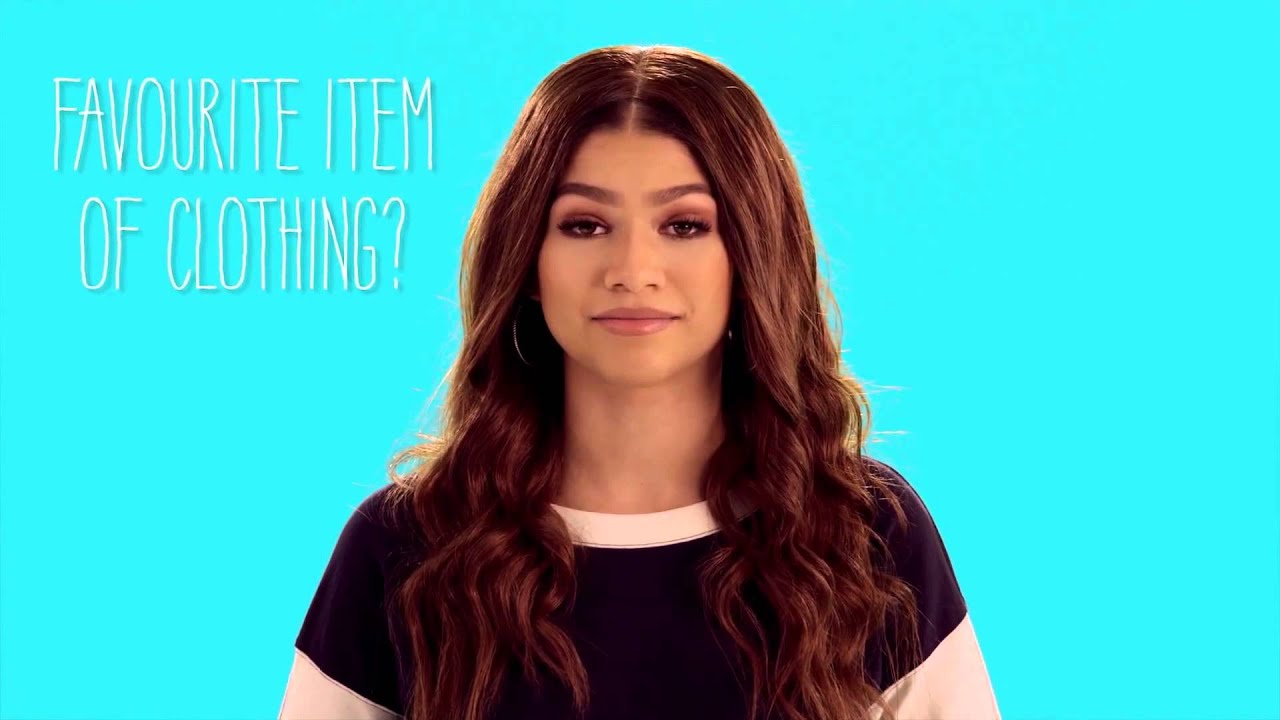Zendaya in Disney Channel UK Vlog #5 - YouTube
