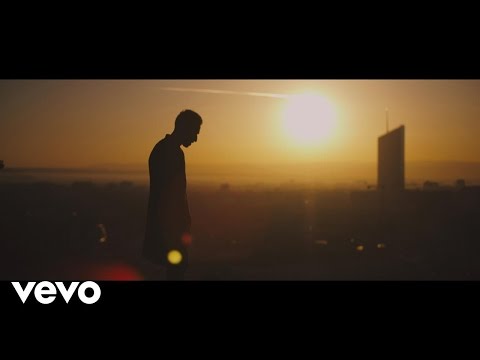 Tom Ace - Laissez-moi (Clip officiel)