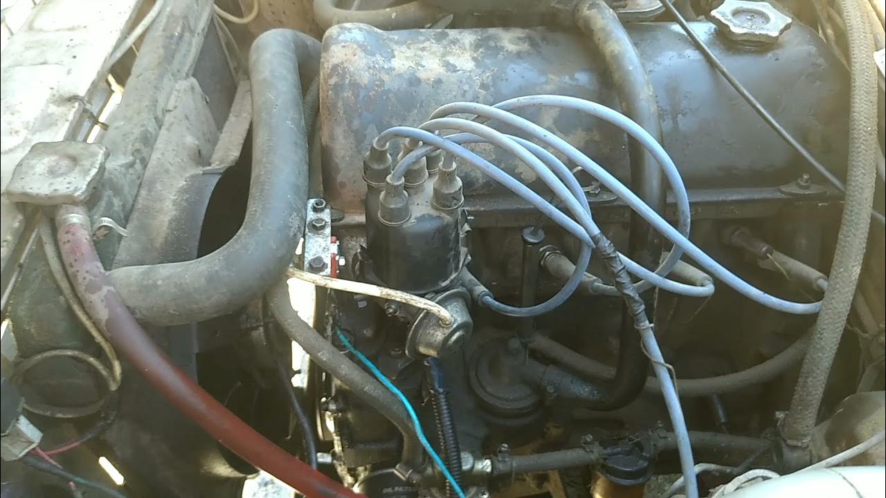 выхлоп машины. дымящий выхлоп ваз 2105. ваз 2114 и дымовая шашка. 2107 синий дым. ваз 2114 бернаут.