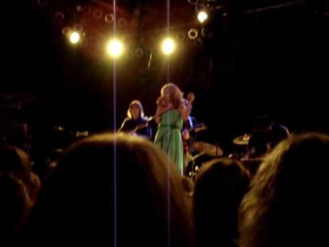 OTH Tour 2005 (Chicago) snippet of Billy Joel's "Moving Out" by Bethany Joy Galeotti 1 of 2 - live