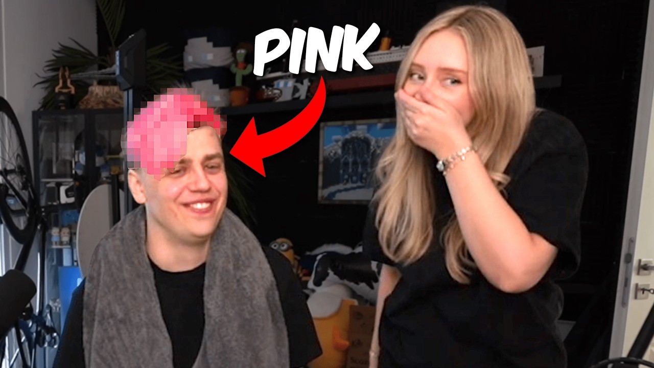 Masha hat mir die Haare Pink gefärbt...