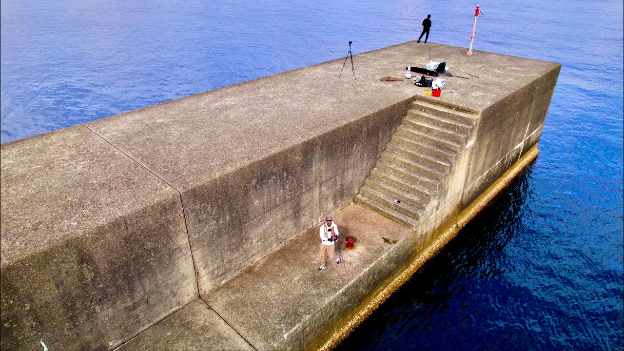 【貸切】漁港から近すぎて皆が渡らない「不人気沖堤防」を調査したら、堤防とは思えない大型が食ってきた・・