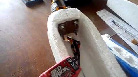 HobbyKing - RED BRICK ESC Test to show the problem