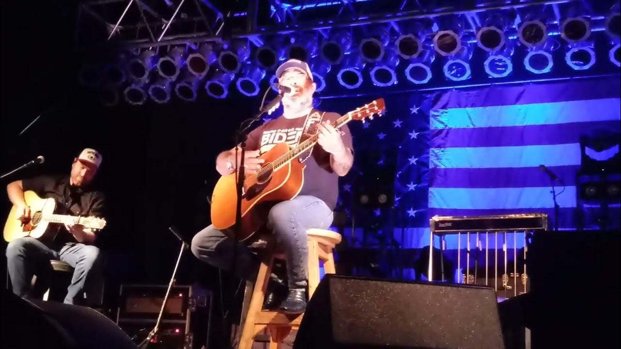 Aaron Lewis Ain't made in China (new song) LIVE front row, 8/4/22