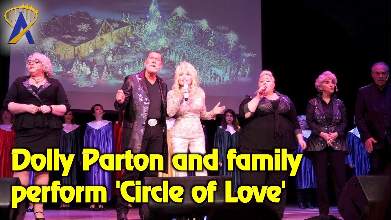 Dolly Parton and family sing 'Circle of Love' at Dollywood