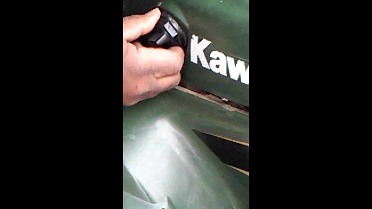 Kawasaki 220 bayou 2001 fuel tank removal part3 YouTube