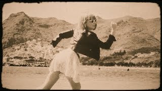 Video thumbnail of "Bia Krieger - Baby Nenem"