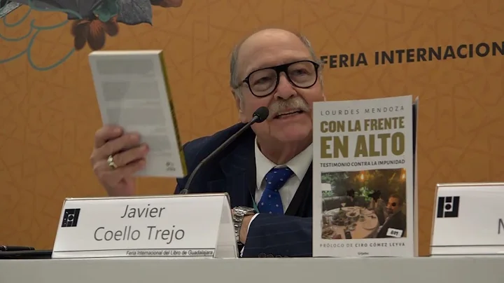 Lourdes Mendoza en la presentacin del libro CON LA...