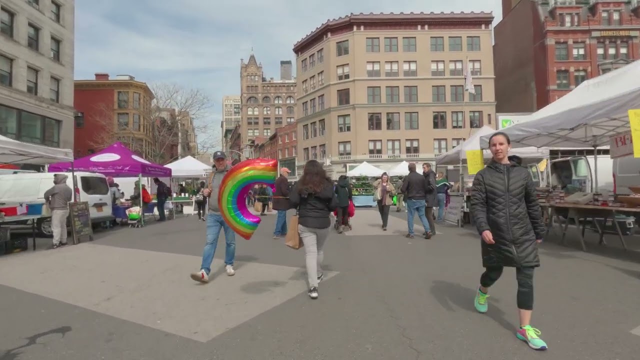 GoPro Hero 11 5.3K Test Video with New WIDE 10bit Color Gamut: The Colors of Union Square, NYC