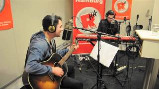 Video thumbnail of "Gypsy & The Cat - Hey Ya! (Live & unplugged bei Radio Hamburg)"