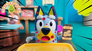 BLUEY Learns About Allergies! 😅 | Pretend Play with Bluey Toys | Bunya Toy Town