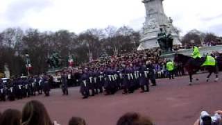 Palatul Buckingham Londra-Schimbarea garzii