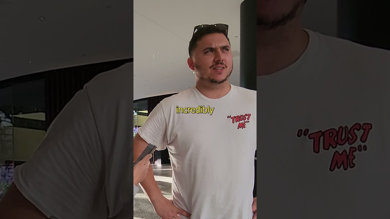 surprising his girlfriend with anything in the mall
