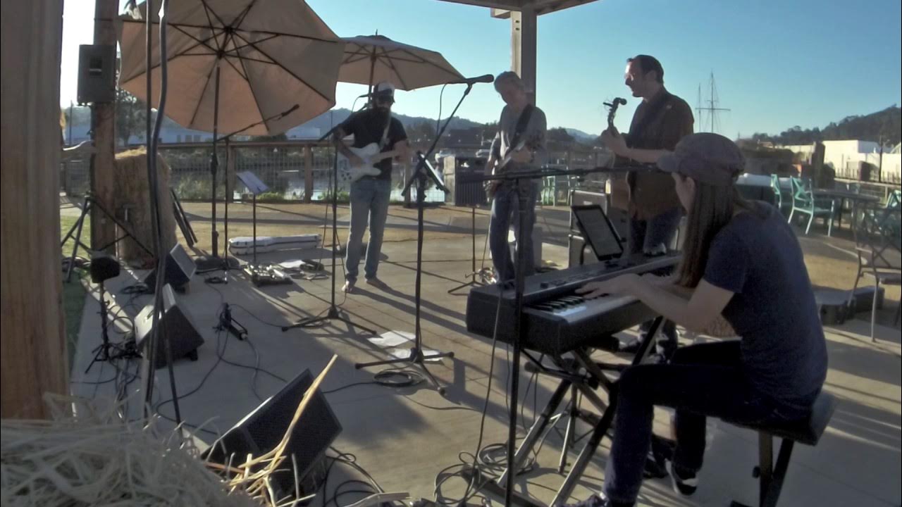 Deal - Phil Lesh, Holly Bowling, Ross James & Eric DiBerardino Deal - Phil Lesh, Holly Bowling, Ross James & Eric DiBerardino