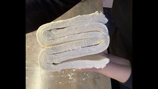 Recette pâte feuilletée rapide et facile et galette des rois à la frangipane maison