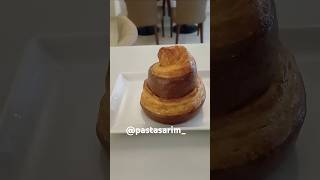#bicolorcroissant #viennoiserie #croissant #handlaminated
