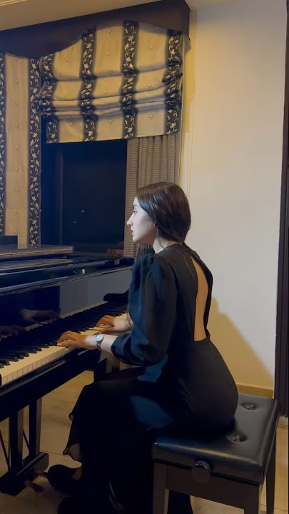 اعطونا الطفولة - ريمي بندليpiano# #pianocover #musician #pianist #pianomusic #peace #بيانو #lebanon