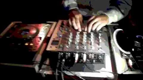 Ralph Christian Dropping Daft Punk Mashup Live @ M...