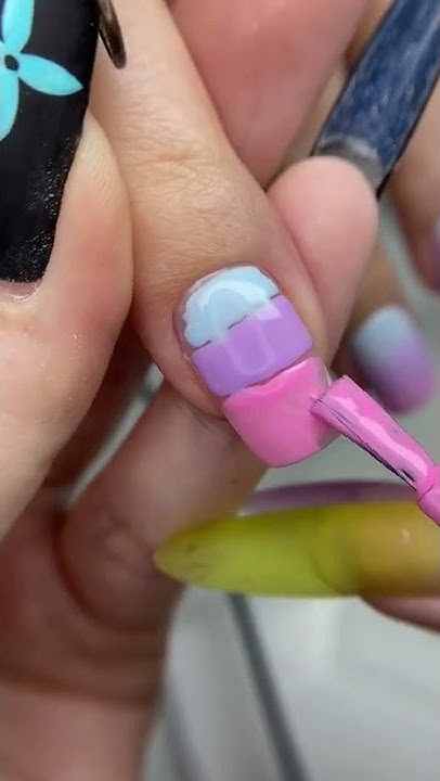 ВЕСЕННИЙ ГРАДИЕНТ ГЕЛЬ-ЛАКАМИ #shorts #nailart #градиент - YouTube