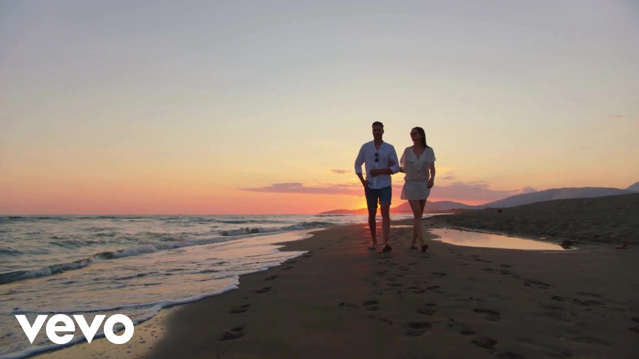 almaes - Tus pasos (Official Music Video)