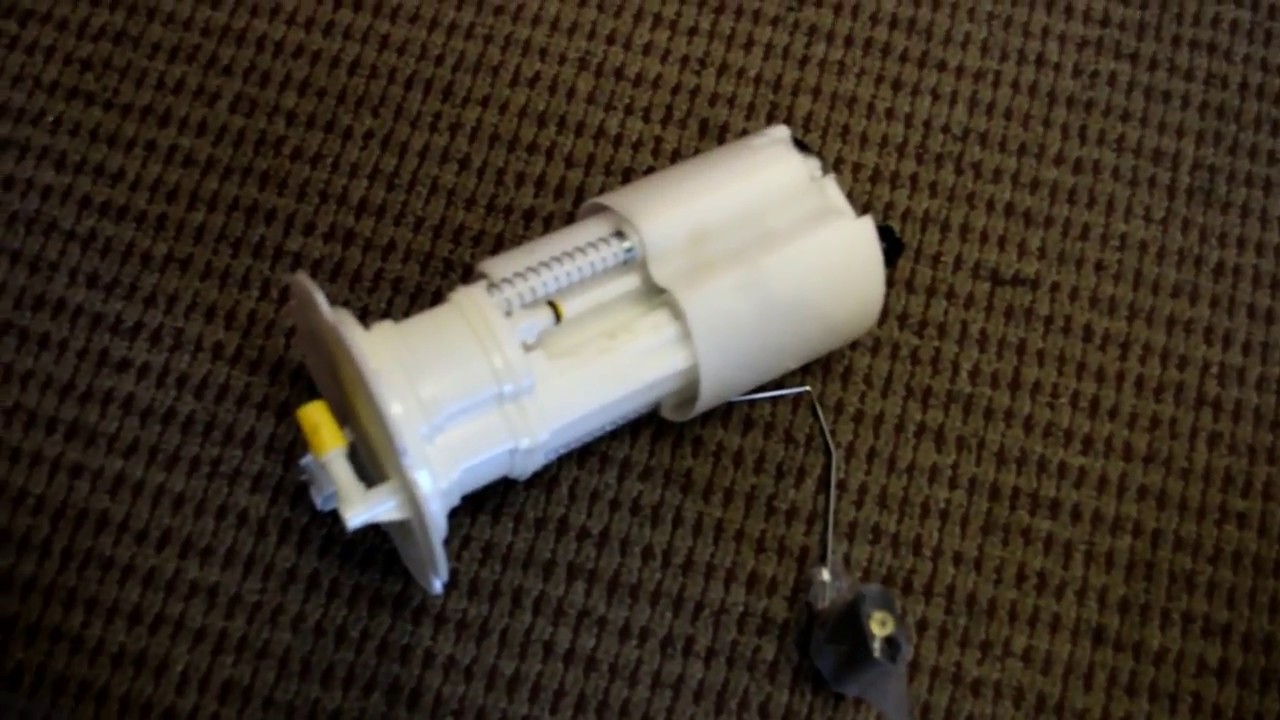 SECONDARY FUEL PUMP INSTALL IN 350Z SPEC Z RACING PUMP YouTube