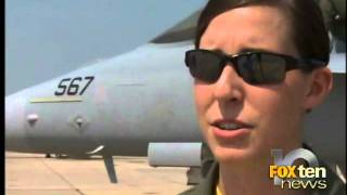pensacola flight students and NAS fly in