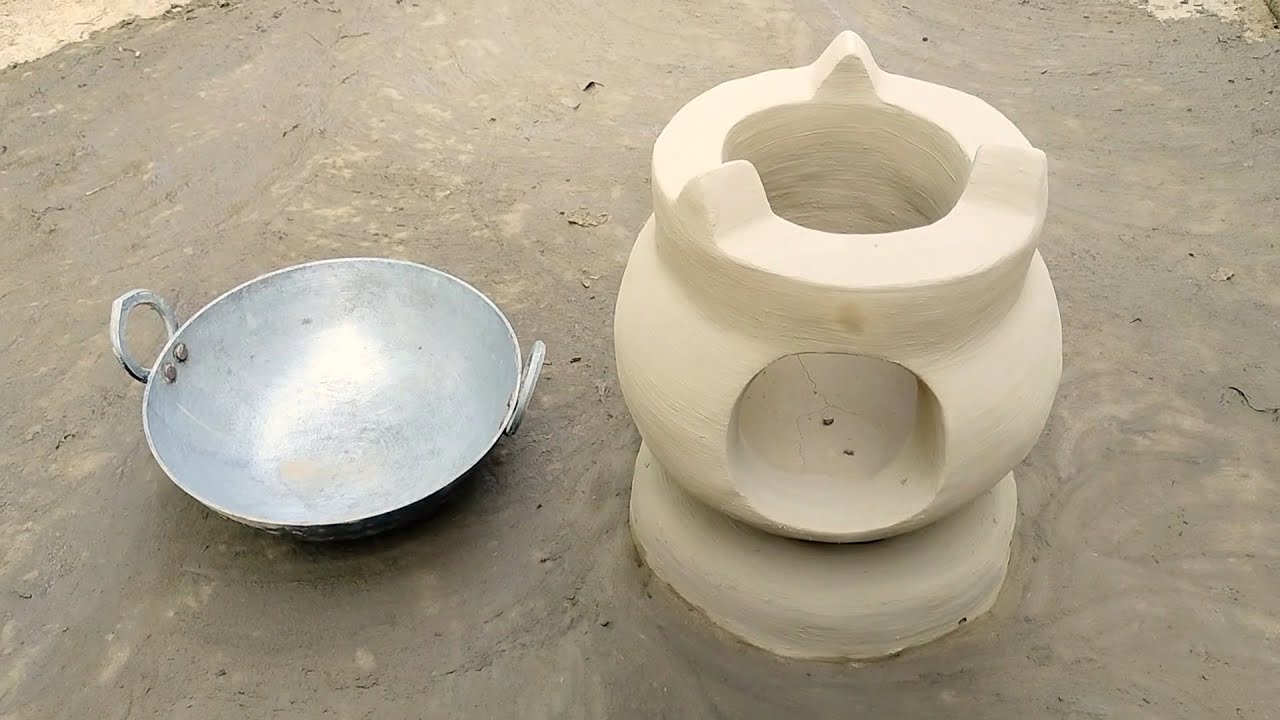 How to Build a Primitive Technology Wood Stove with Clay and Iron Tub 🛠️🔥 Eco Friendly & Powerful