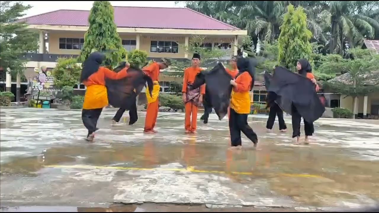 ASESMEN BUDAYA MELAYU SMA KELAS XII 5_KELOMPOK 3