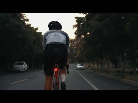 TL30 | Smart Tail Light | Safety Guard for Cycling