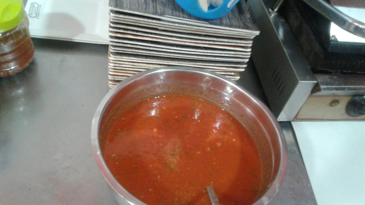 طريقة تحضير صلصة الطماطم الحارة المرافقة لجميع السندويتشات والمشويات معقودة داند كفتة غاية ف اللذة