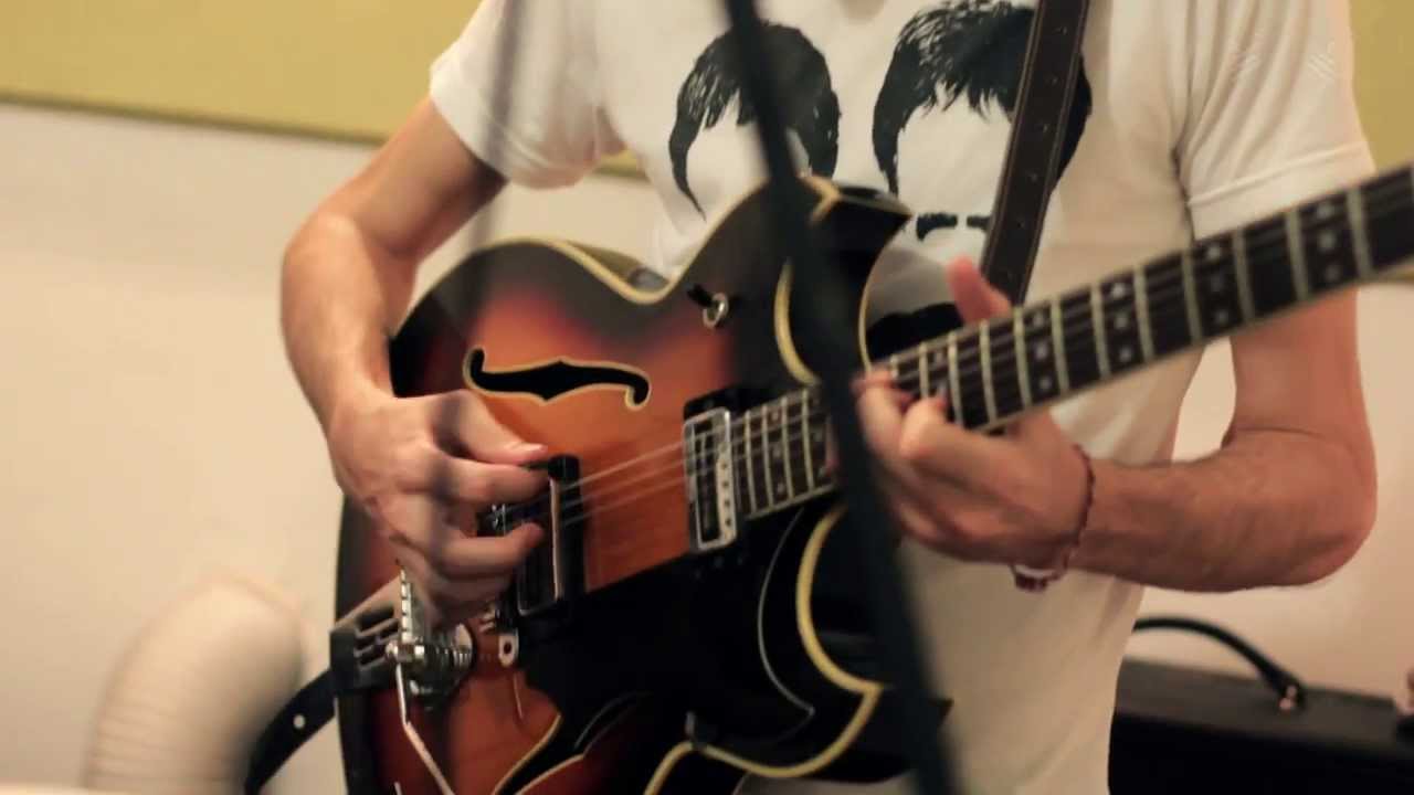 O Terno (musical) - TV Queijo Elétrico 69