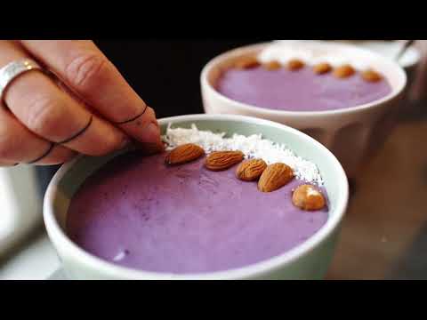 Making Almond Coconut Milk Smoothie Breakfast Bowl