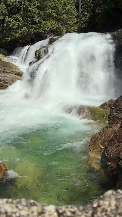 Do Nothing Challenge 108 🏃‍♂️ New Earth Creations #meditationshorts #waterfall #naturelovers #luv