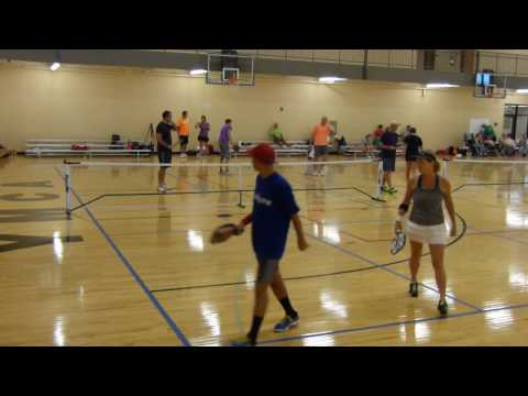 Mexico Spooktacular Pickleball.  OMX 1/8 Finals. Game 1. Lincoln/Geenen vs Connors/Robinson