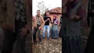 Halay Çeken Çılgın Dede