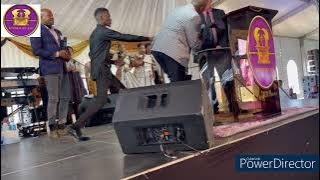 Pastor Khumalo    'AKEKHO QHA'