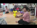 괴산읍 동부리 1구경로당에서/At the senior center in Dongbu-ri 1-gu, Goesan-eup #퓽선아트 만들어요.Let's make balloon art
