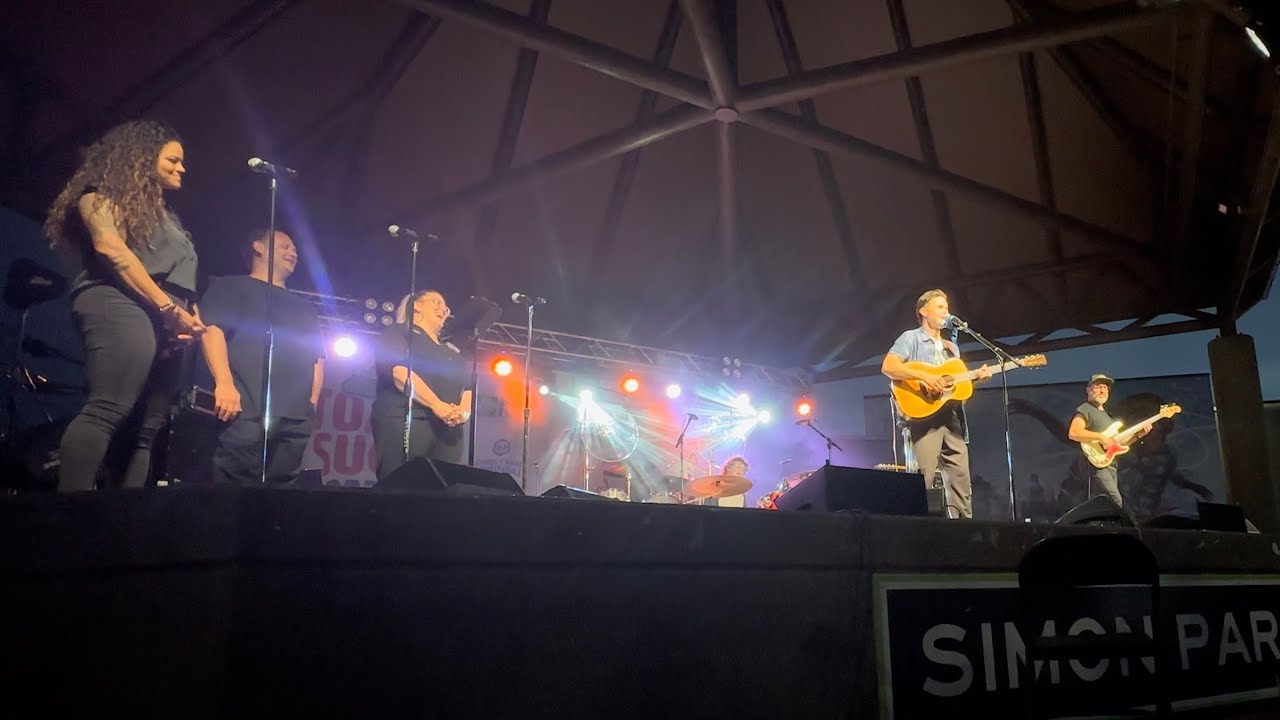 Kris Allen Live Like We're Dying (Toad Suck Daze Conway, Arkansas