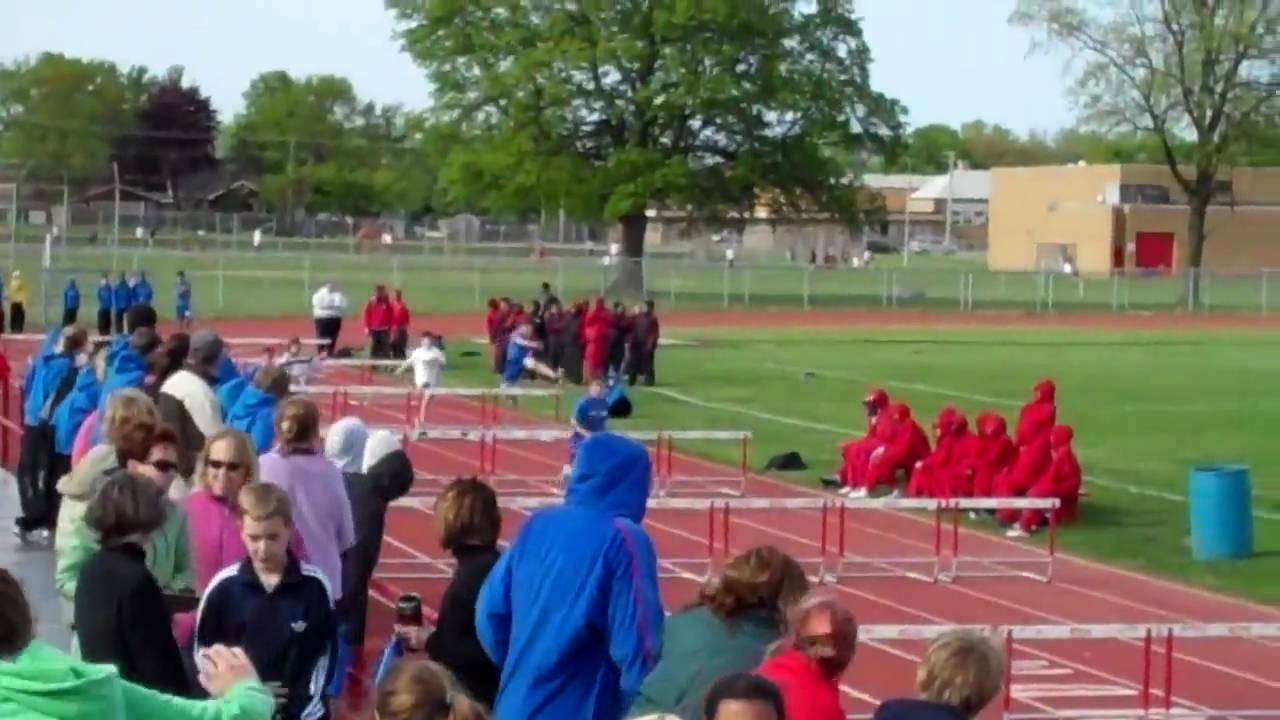 Max Roberts 5-6-10 110m hurdles