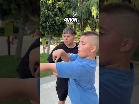 POV Que Avión De Papel Va Más Rápido Paul Ferrer Short