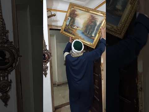 لما تطلب طلبات كتير وتبخل تدفع بقشيش